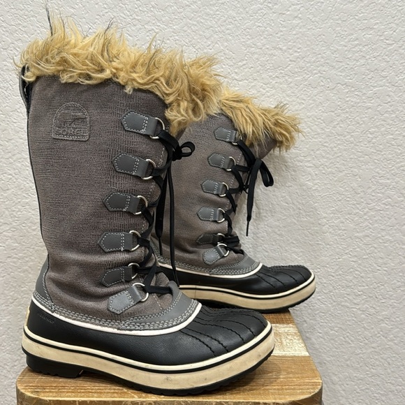 Sorel Joan Of Arctic Boots Size 6.5 - Picture 2 of 7